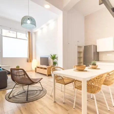 Modern Double Height Loft Near Canteras Apartment